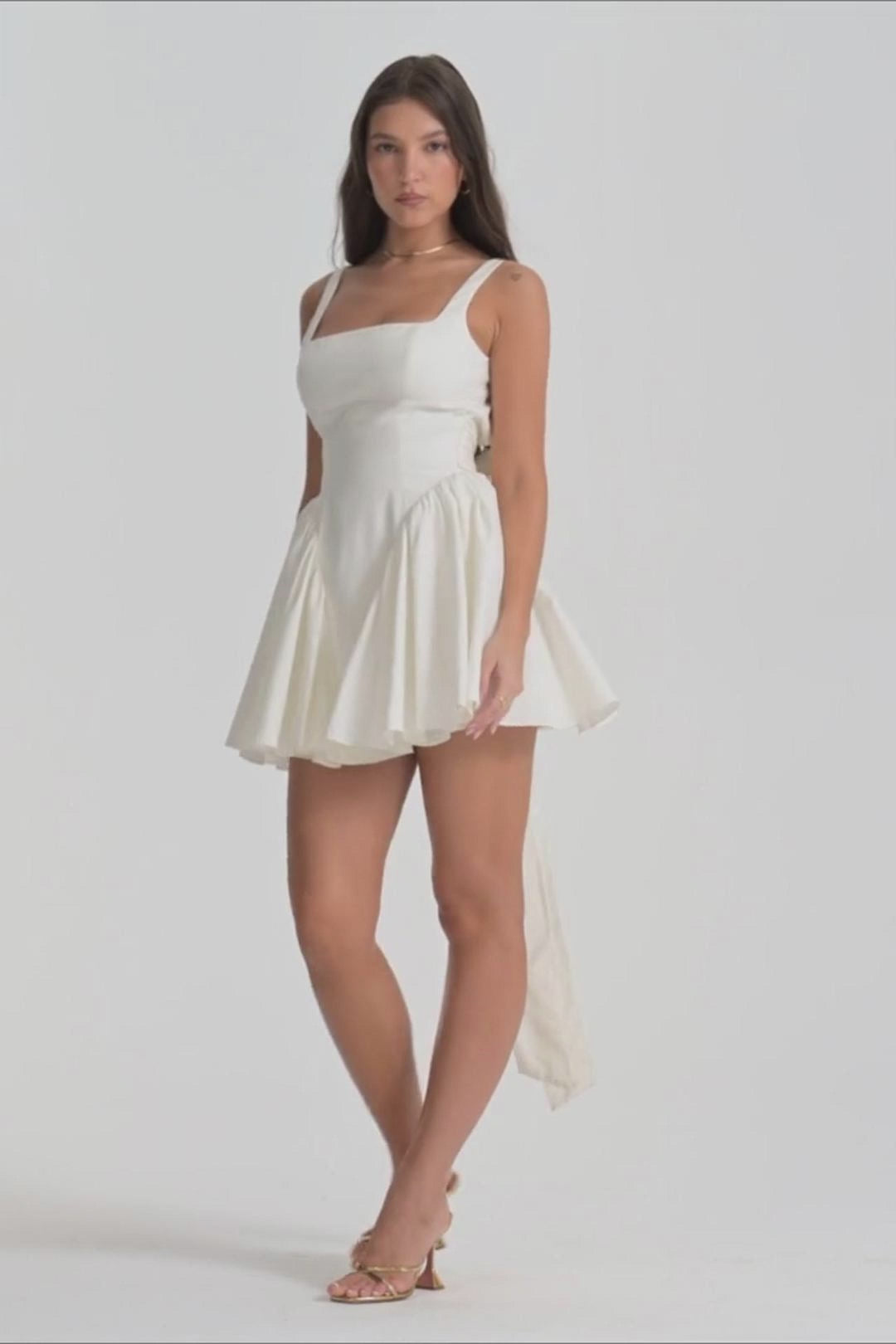 Vestido Curto Laço Amélia Branco - Modenna 4